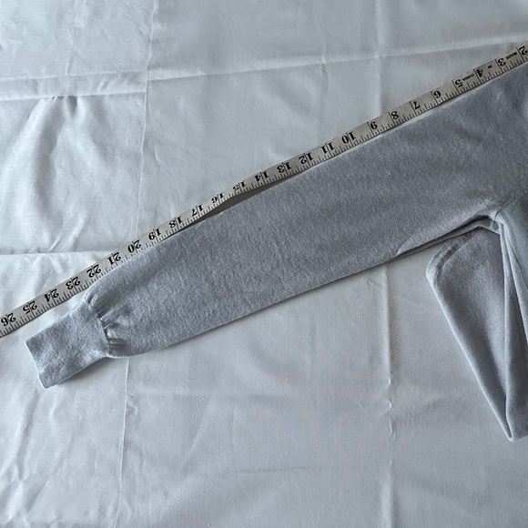 The Cashmere Project Women's Grey Sweater‎ - Size M. - Picture 11 of 12